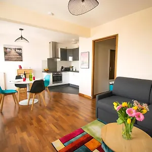 Grand Avec Parking à 10 Minutes Des Plages Appartement Lorient