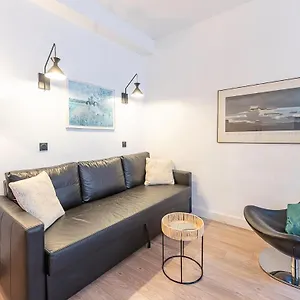Appartement Belle Renovation Moderne Au Coeur Du Panier, Marseille